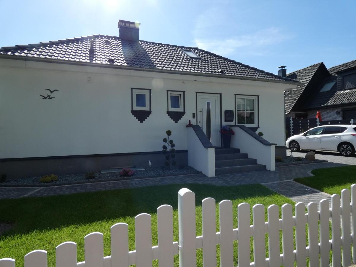 Anita Nahe Timmendorfer Strand, Travemuende Und Luebeck Sereetz