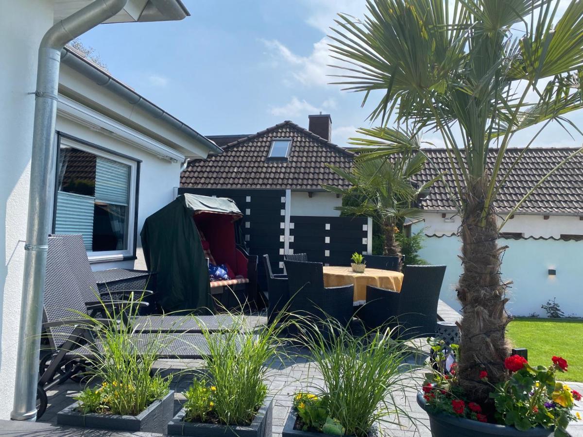 Anita Nahe Timmendorfer Strand, Travemuende Und Luebeck Sereetz